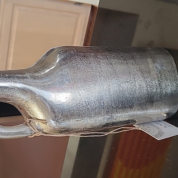 Decorative Metal Vase - Picture 5 of 11